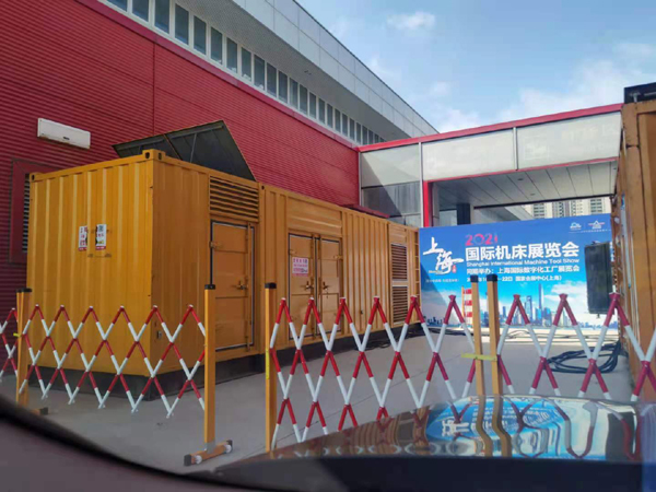 秦都发电车出租-发电机无电压或电压太低怎么办？